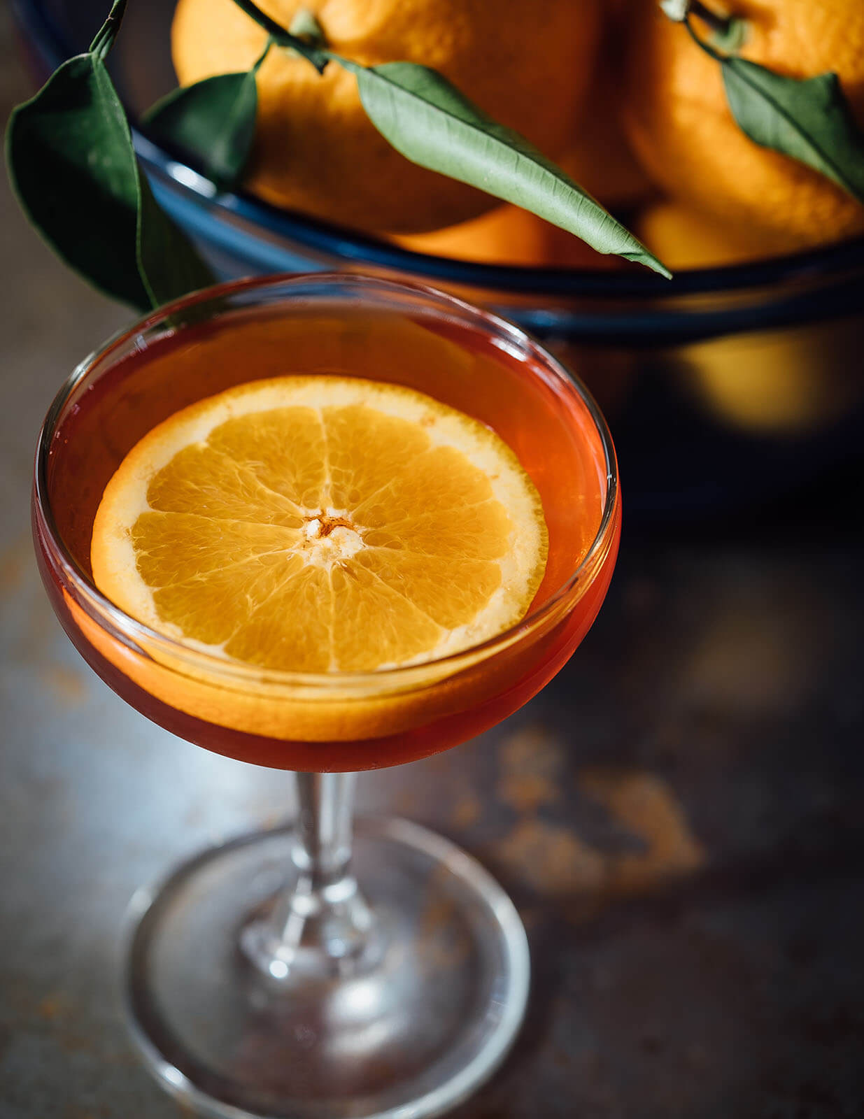 Cocktail mit Orangenscheibe